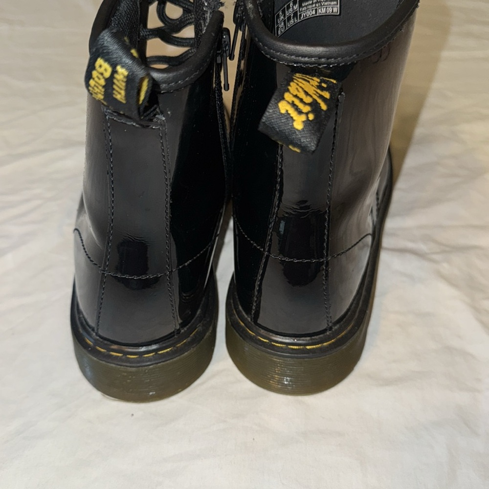 Dr. Martens 1460 Patent Leather Boots Black Glossy 7 Women Y2K goth - Picture 4 of 10